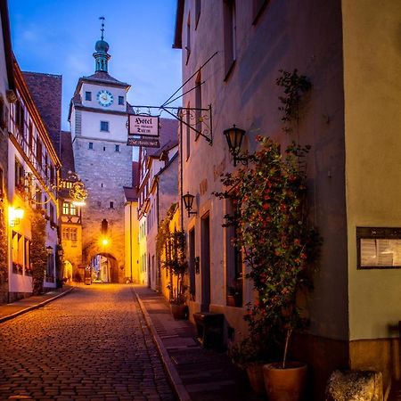 Gaestehaus Am Weissen Turm Rothenburg ob der Tauber Esterno foto