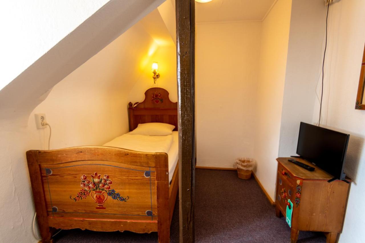 Gaestehaus Am Weissen Turm Rothenburg ob der Tauber Esterno foto